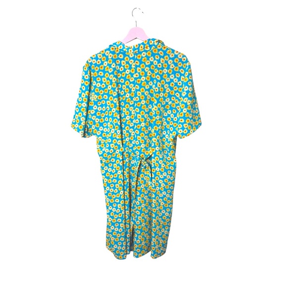 Vintage polyester‎ romper daisy print Floral Button-Up one piece shorts large - Picture 2 of 7